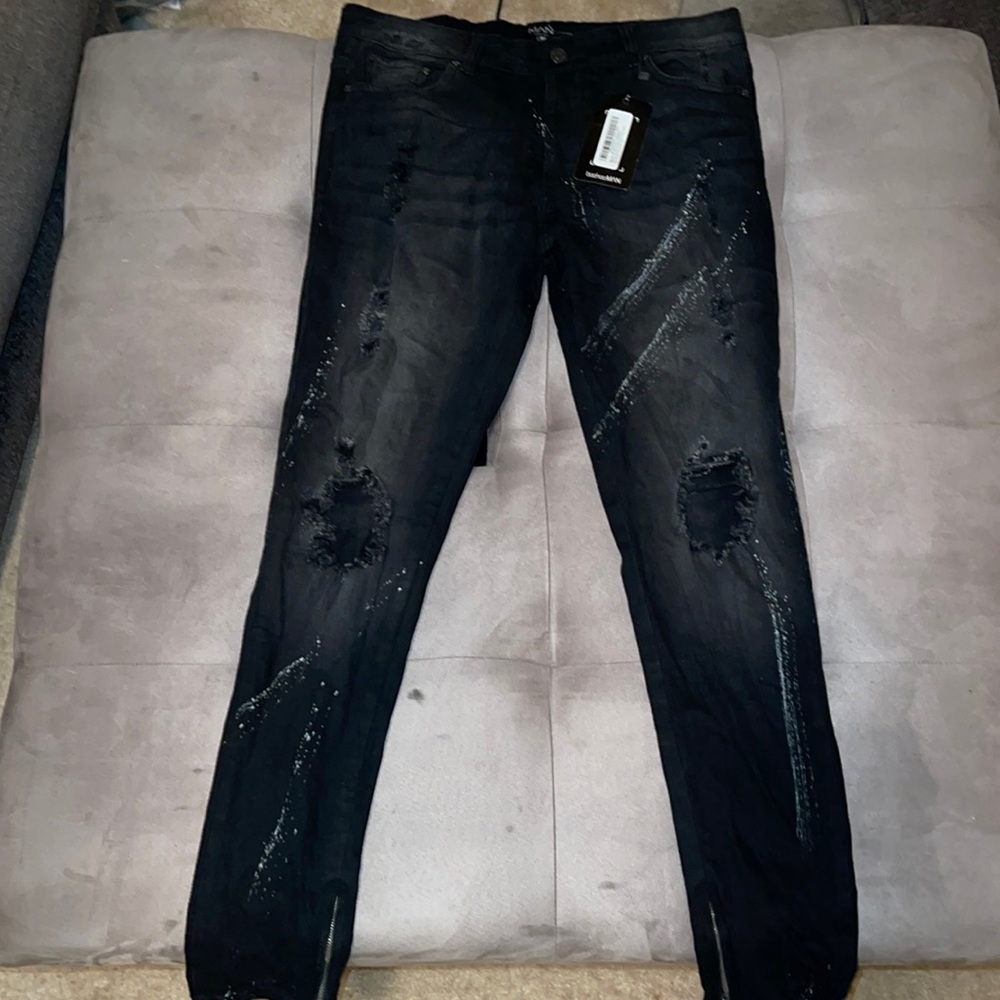 Black Boohoo Man Jeans